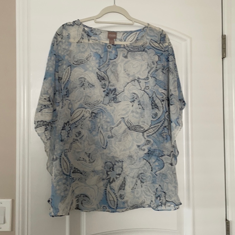 Chico’s beautiful light poncho